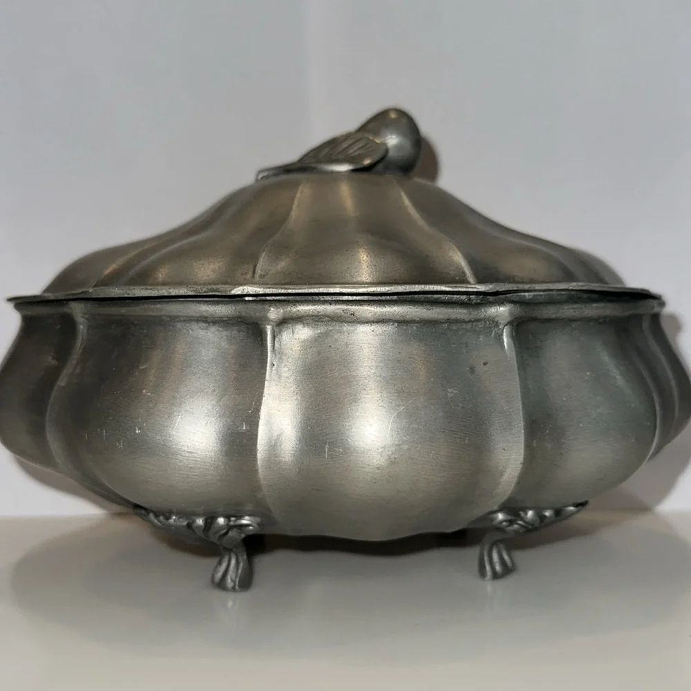 FEIN ZINN ETAIN FIN Elegant Vintage Pewter Tureen with Lid - Picture 8 of 12